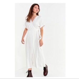 Urban Outfitters Gabrielle Linen Wrap Dress
